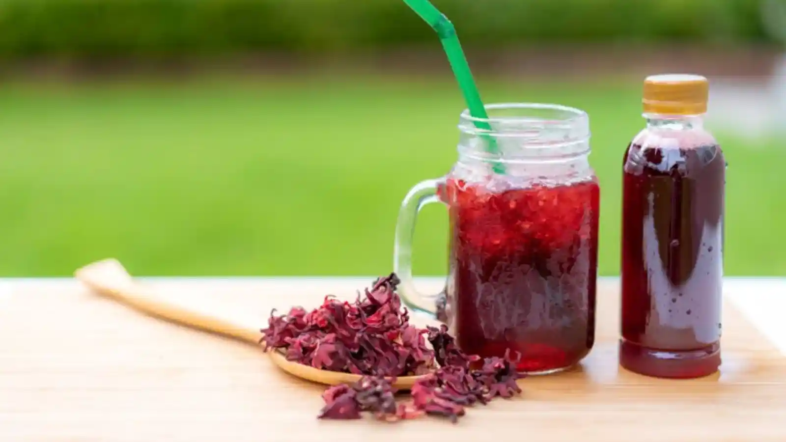 Agua de jamaica mexicana casera refrescante