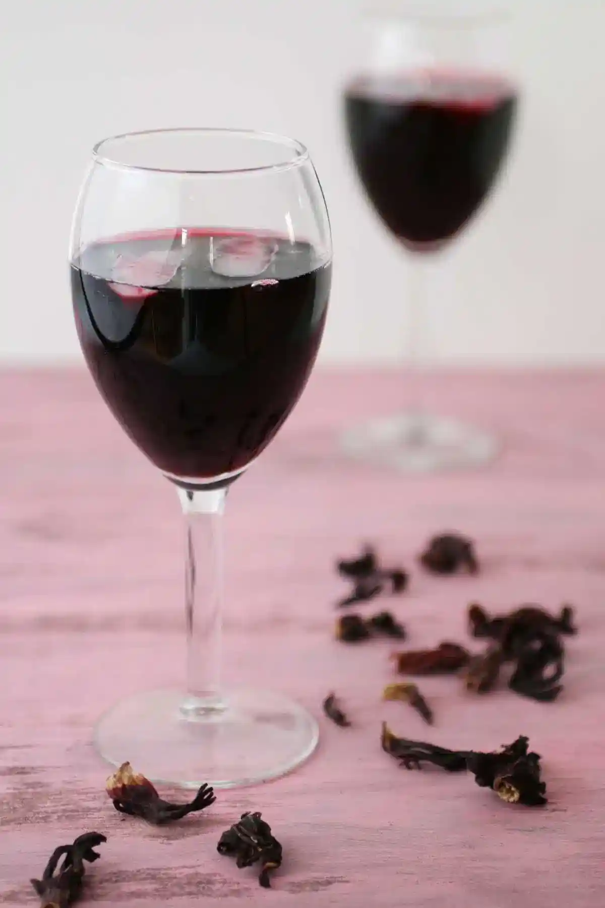 Bissap africano dulce con menta y limón