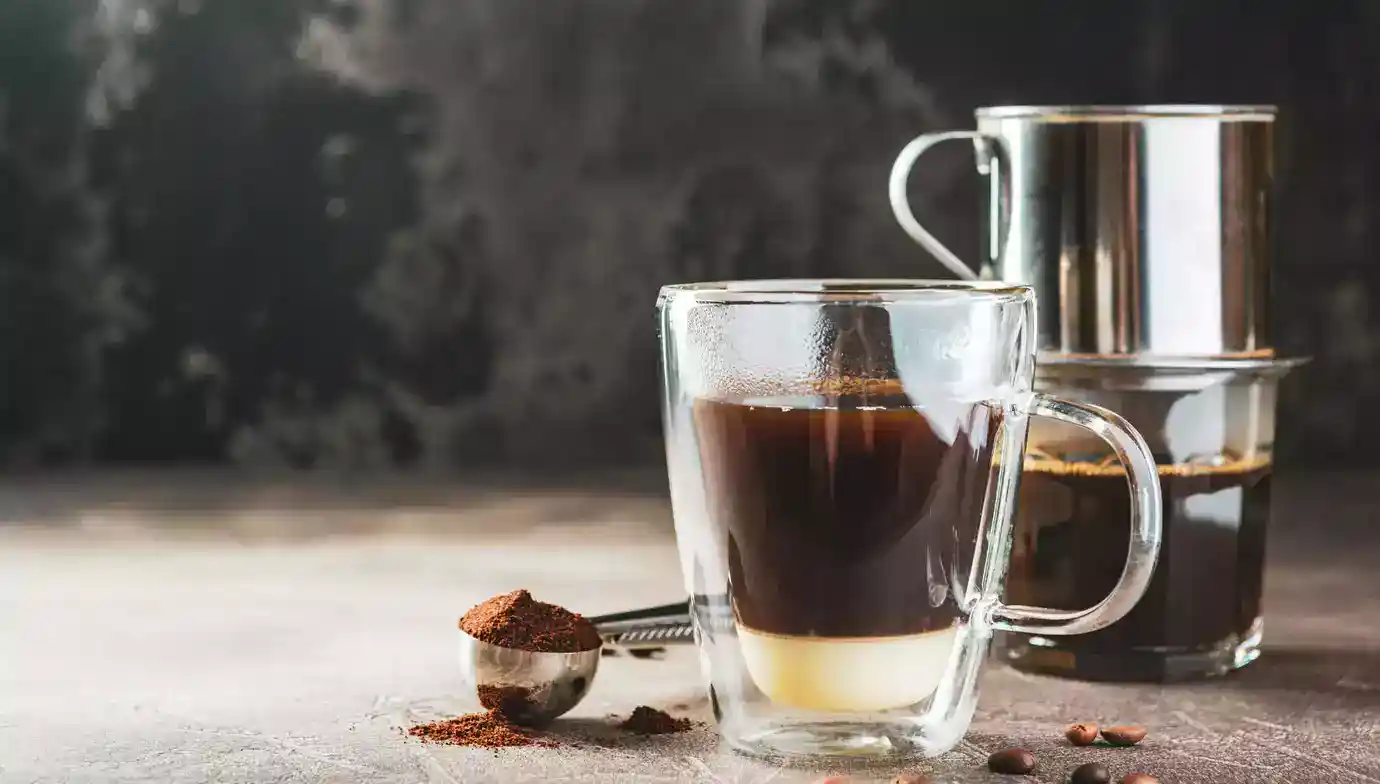 Café vietnamita con leche condensada dulce
