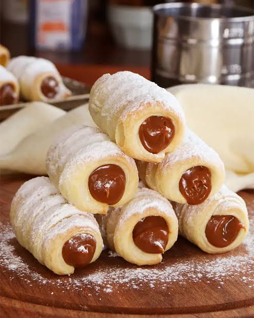 Cañoncitos Argentinos Rellenos de Dulce de Leche