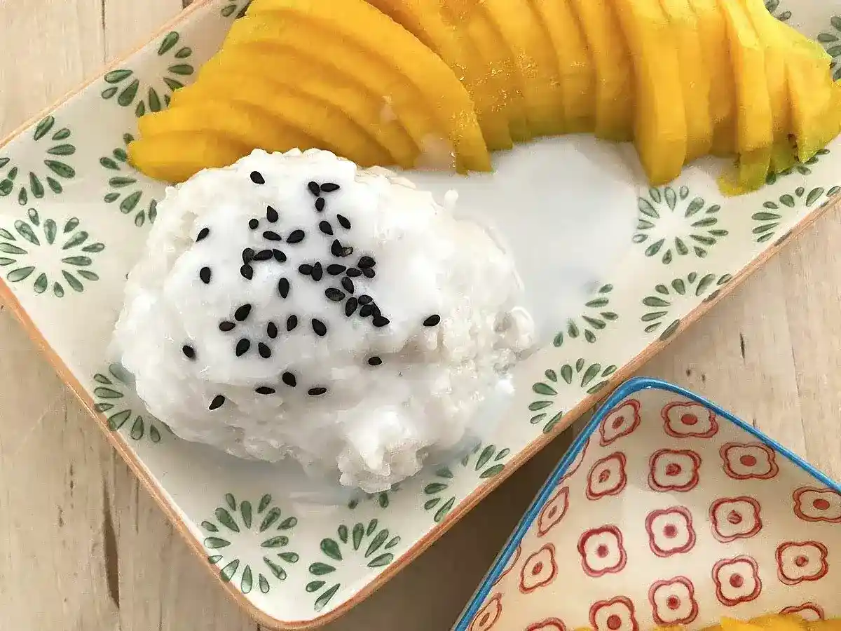 Helado tailandés de mango con sticky rice