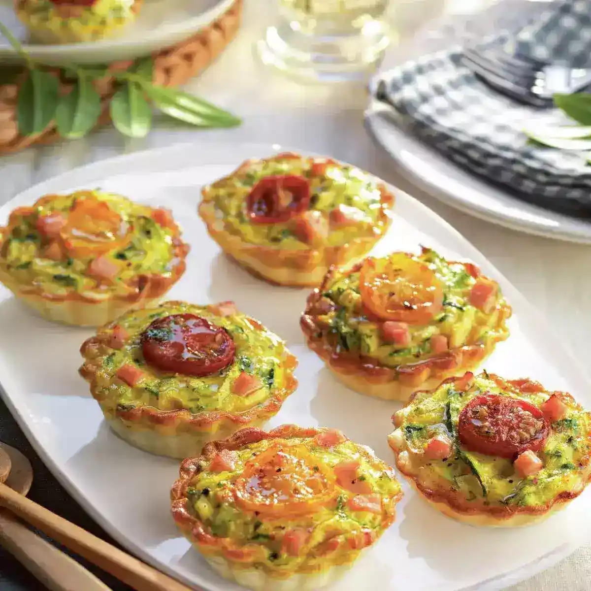 Mini quiches de jamón y queso fundido