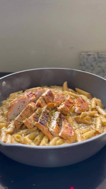 Pasta de Pollo con Cebolla Caramelizada