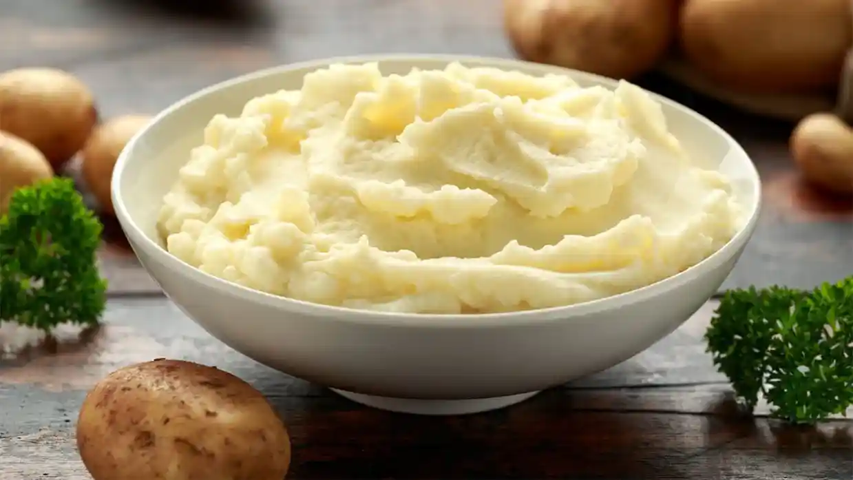 Puré de patatas casero suave y cremoso