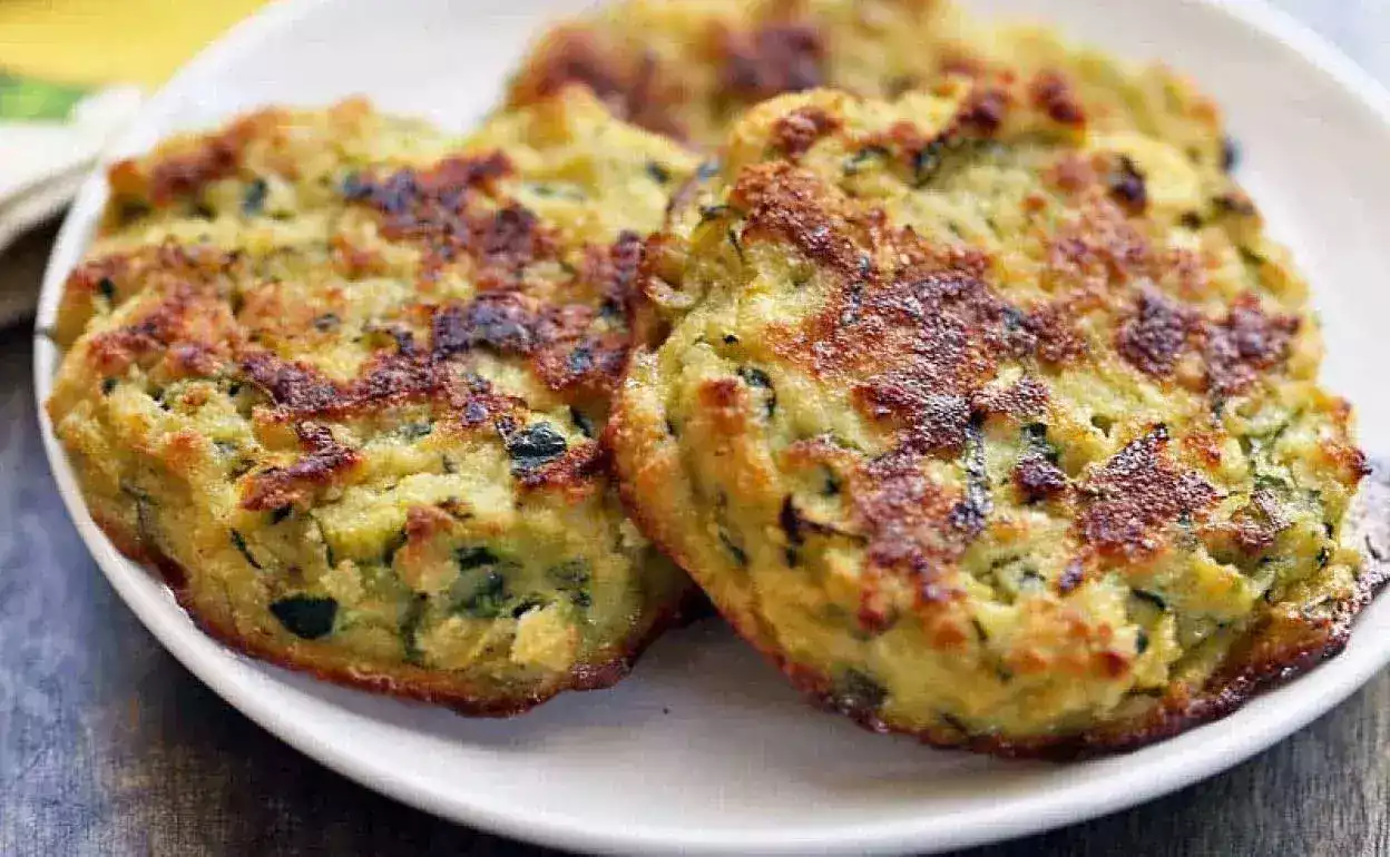Tortitas de calabacín saladas y esponjosas